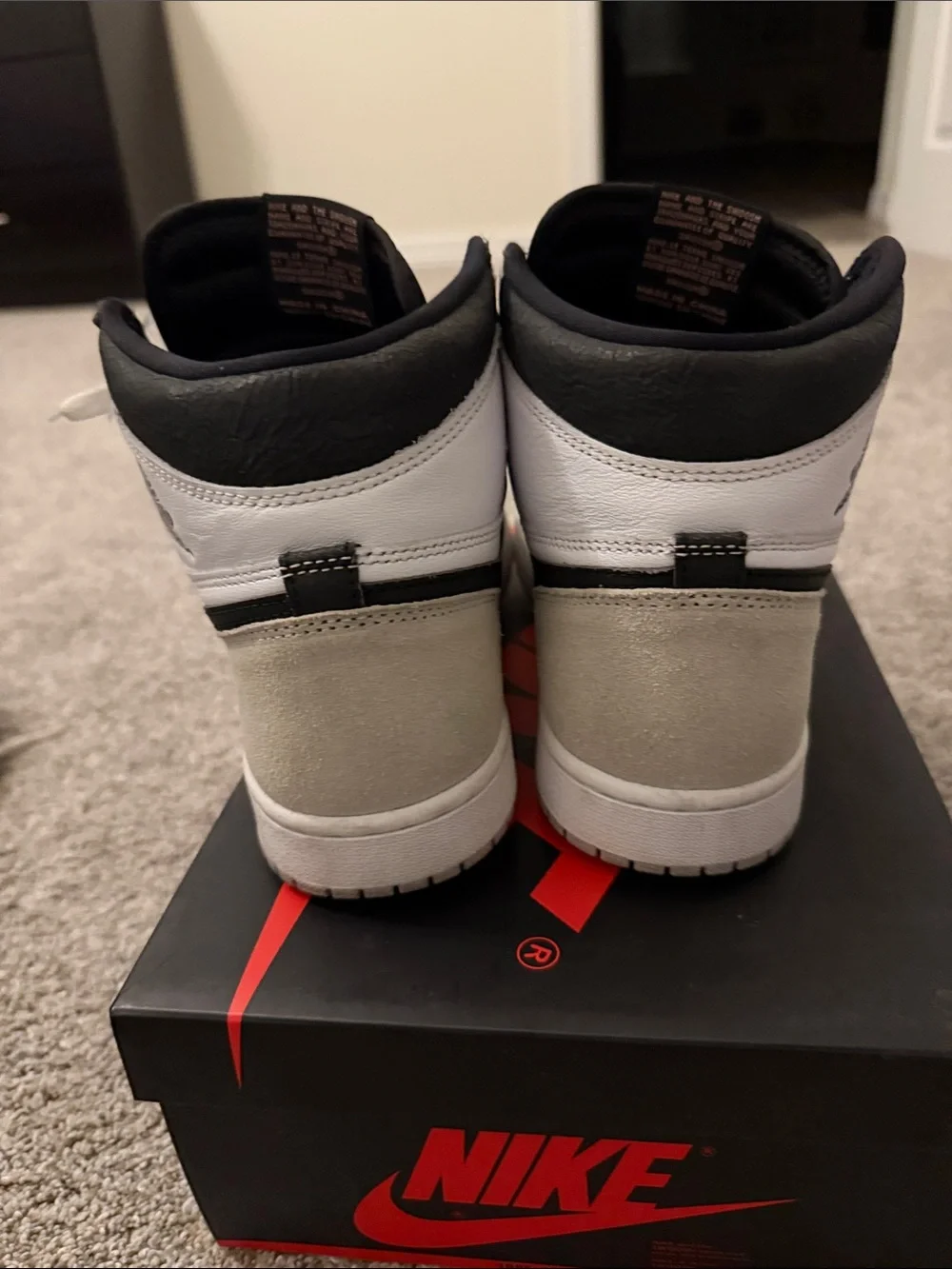 Air Jordan Men’s 1 Retro High OG 'Stage Haze' size 9